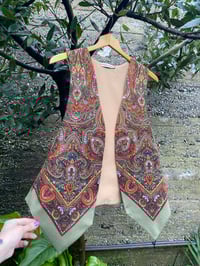 Image 8 of Chaleco feito a man. FOLIADA184. Talla S/M. En StOCK