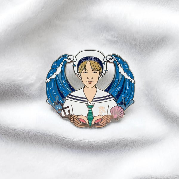 Image of We Young Renjun Enamel Pin