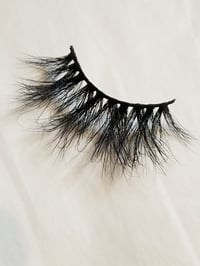 Image 4 of Unicorn Babe Lashes