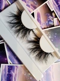 Image 1 of Unicorn Babe Lashes