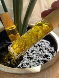 Image 1 of ESSENTIAL OIL ROLLER W/YELLOW APATITE CRYSTAL, BAMBOO TOP- SWEET ORANGE OIL 