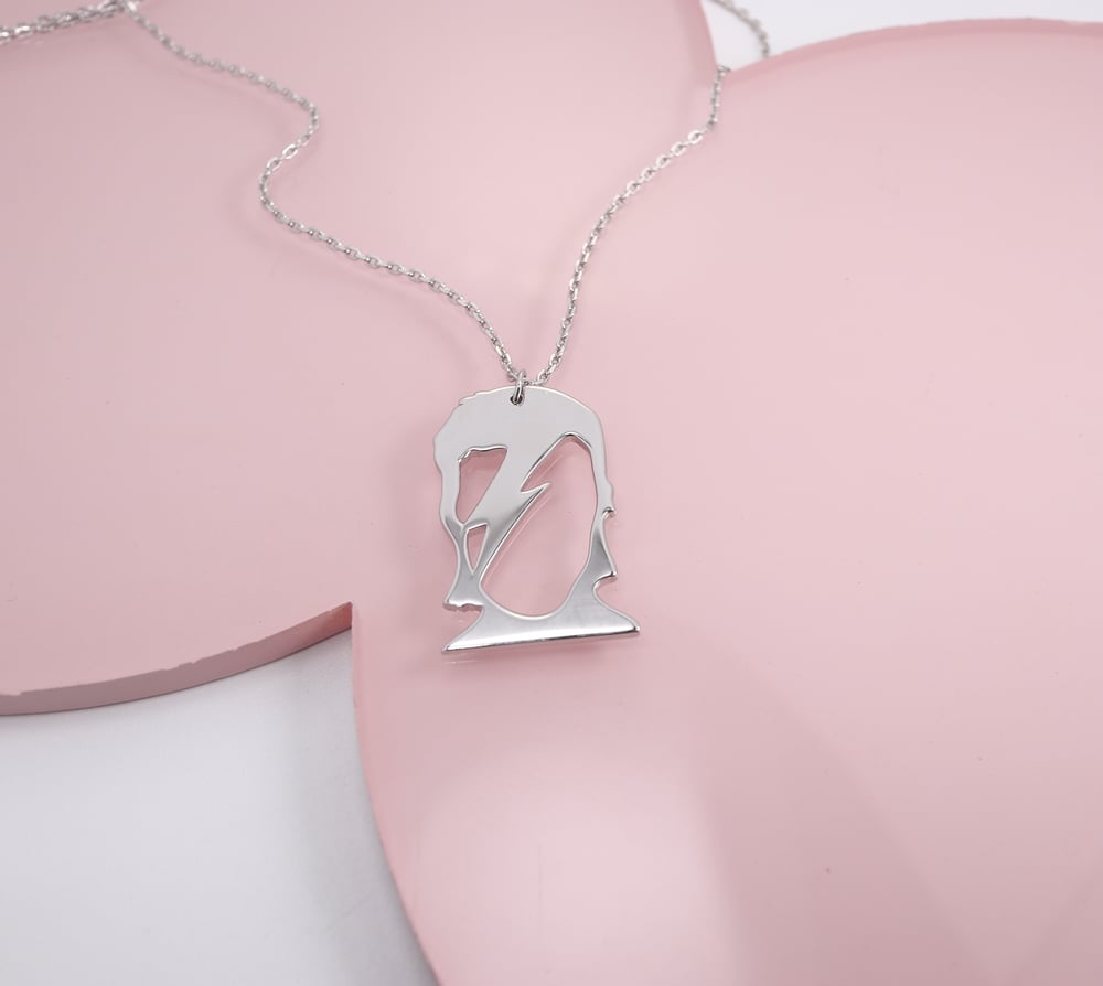 Aladdin Sane Pendant and Chain (925 Silver)