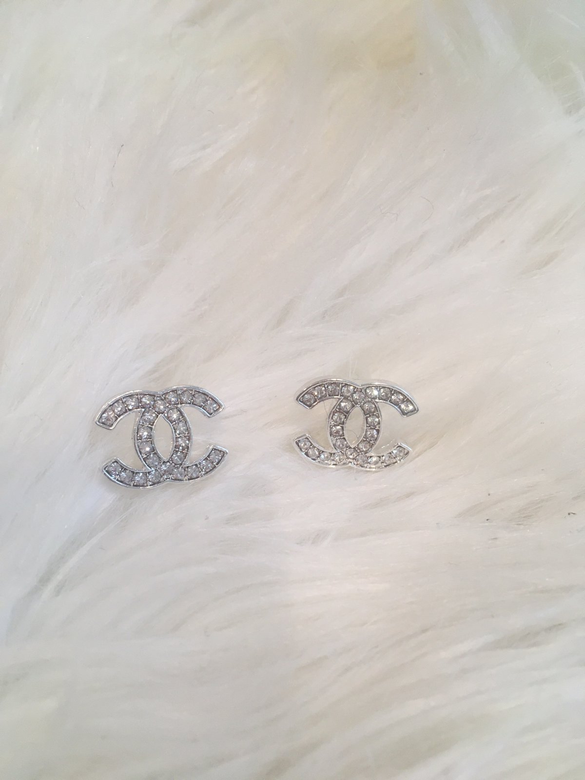 silver cc earrings