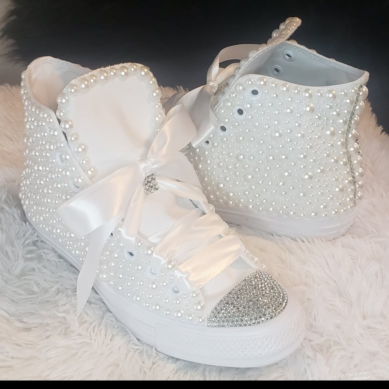 Image of Fully Pearl High-Top Converse