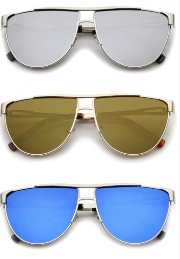 Image of “Laid Back shades”