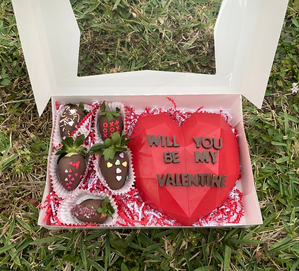Image of Medium Heart Smash Box