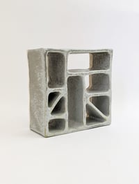 Image 2 of breeze block in grey I