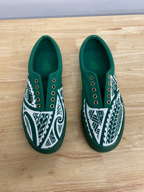 Image of Men’s Green Size 12