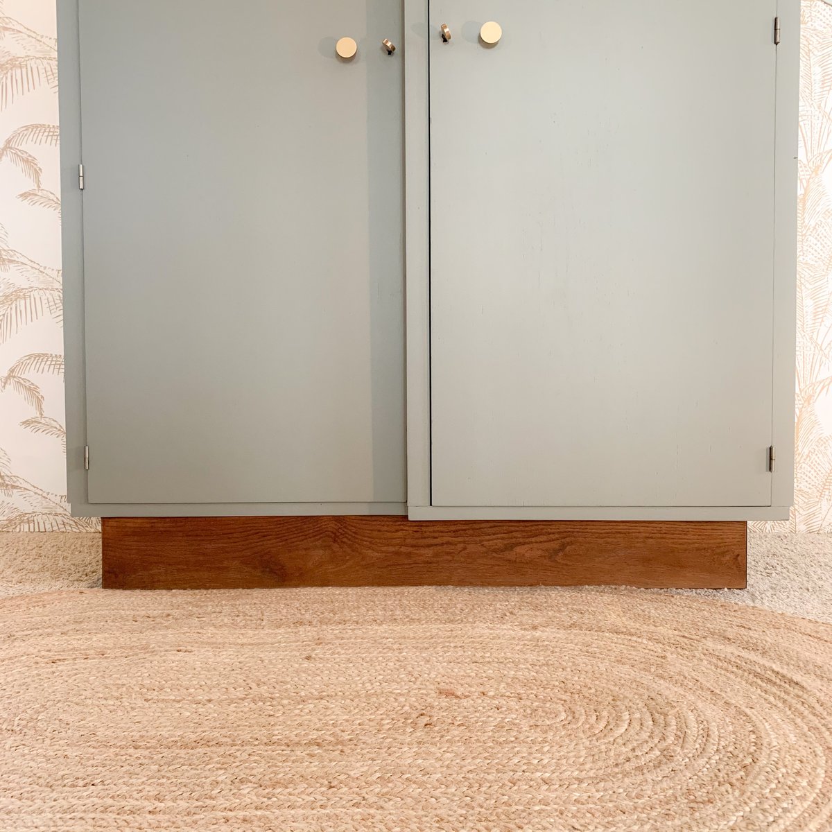 Image of VENDUE/SOLD OUT Armoire Asymétrique Mousse Gold