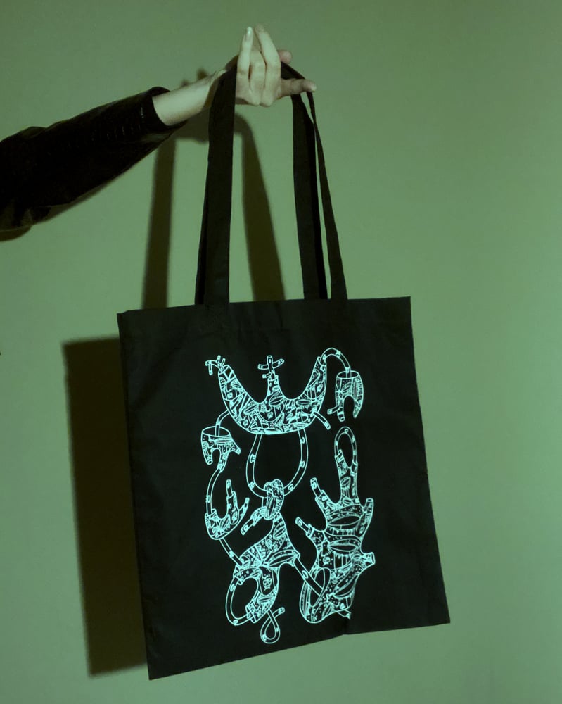 Image of 'Connect' Tote
