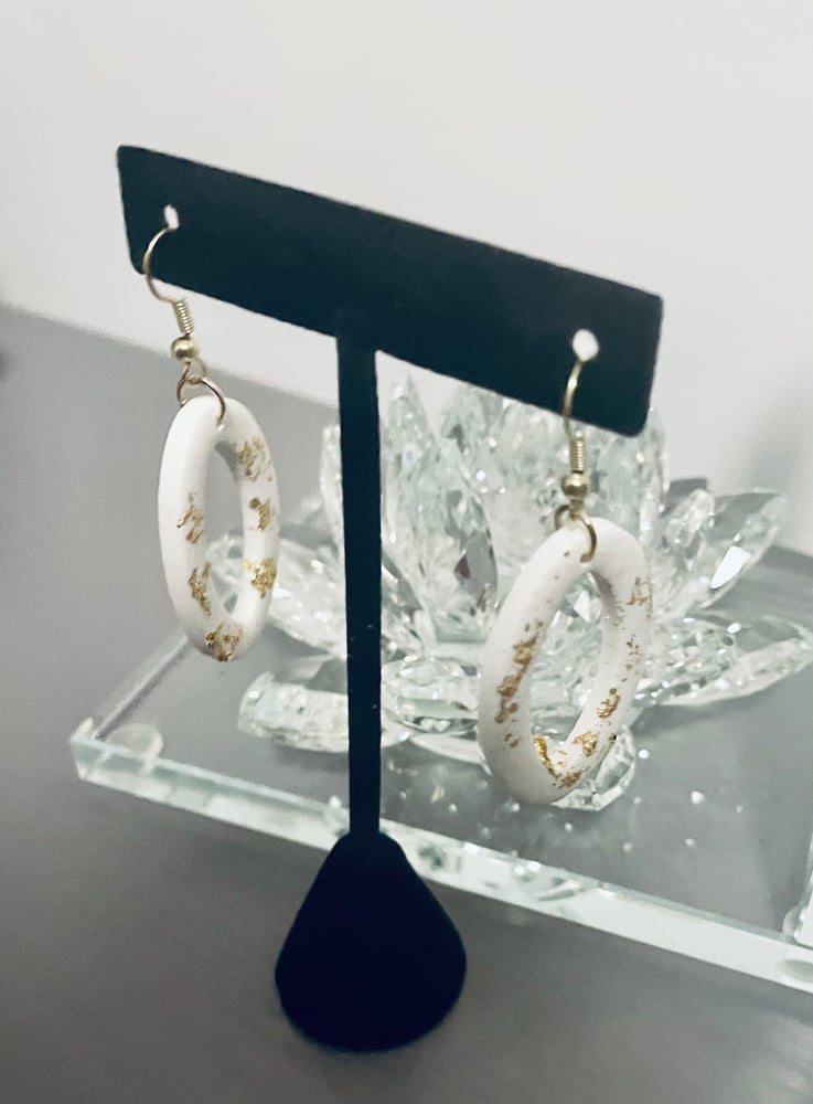 Image of White & Gold Ovals