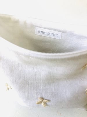 Image of matilde vintage flower linen bag
