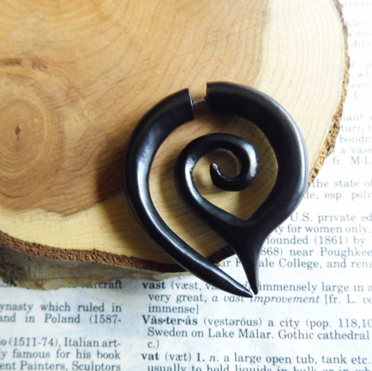Small Black Spiral Hook Faux Gauge