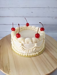 Classic Strawberry Vanilla cake