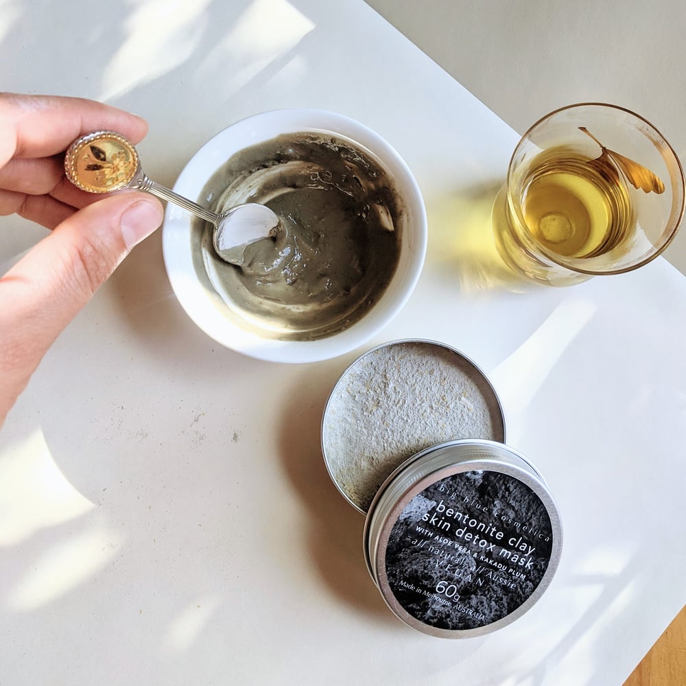 bentonite detox mask