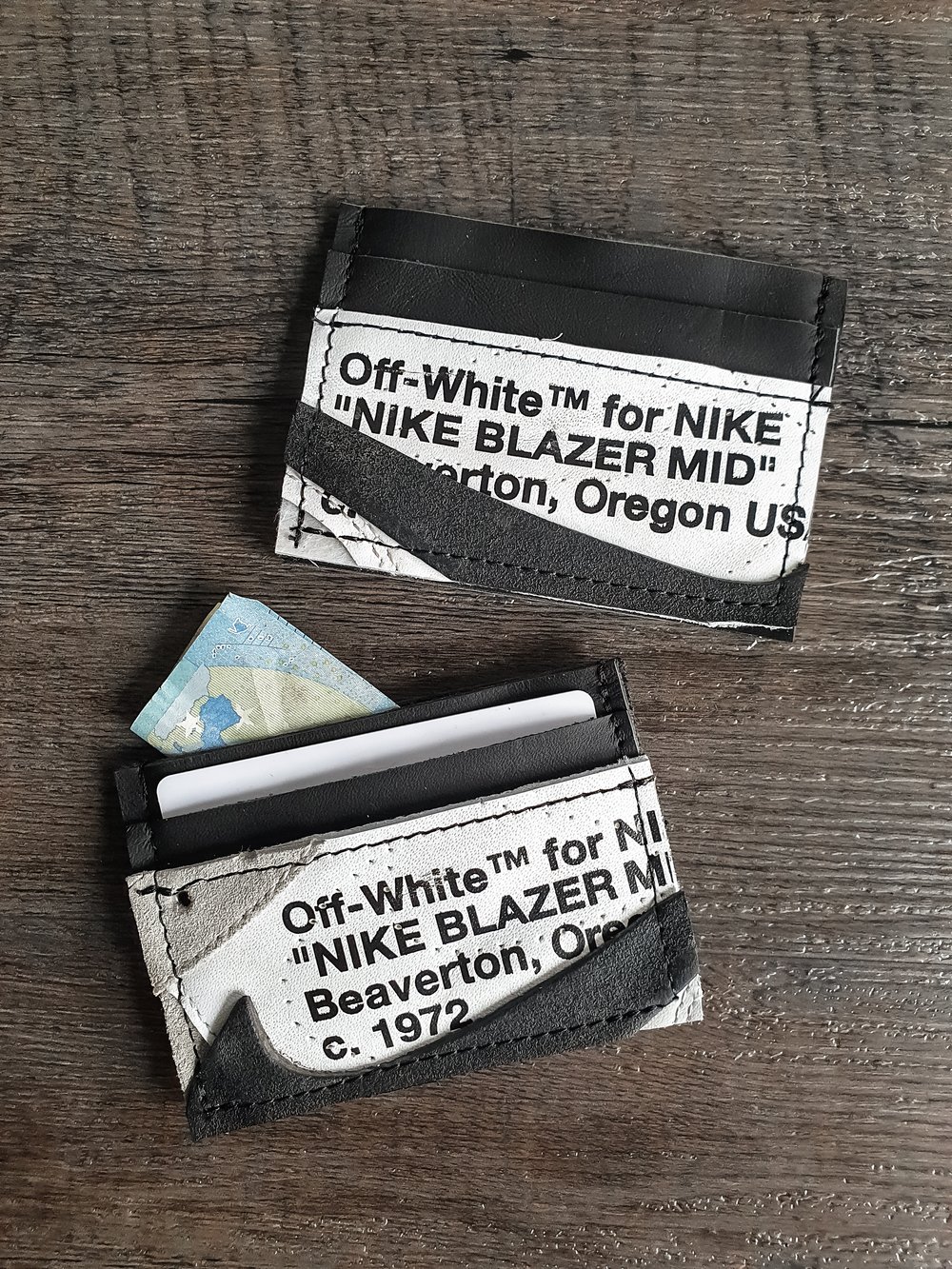 SNEAKER WALLET - OFF-WHITE BLAZER