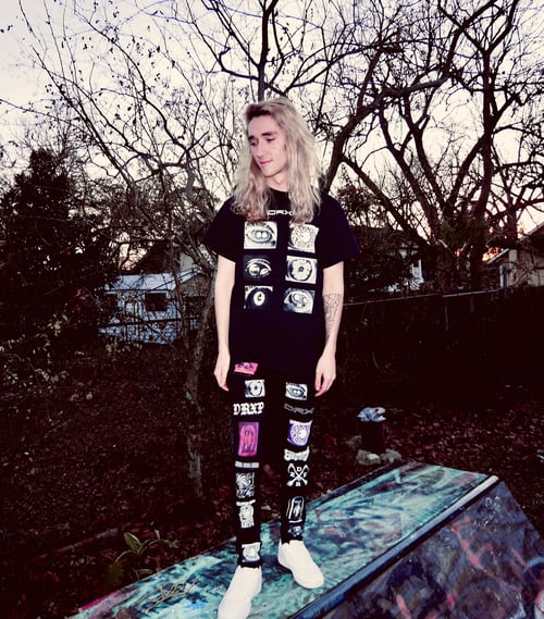 Image of VISION BLACK/WHITE TEE SHORT SLEEVE