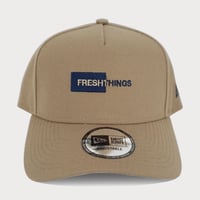 NEW ERA X FRESHTHINGS CAP 9FORTY (BEIGE)