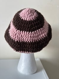 Image 4 of newsgirl hat 