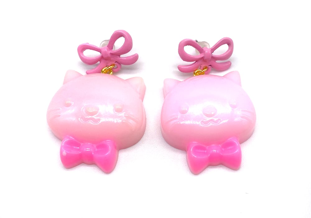 Image of Valentines Strawberry Chocolate Kitty Bow earrings