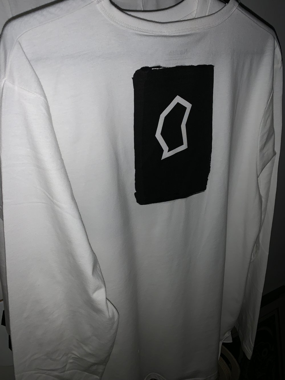 #028 L Mens LS Tee