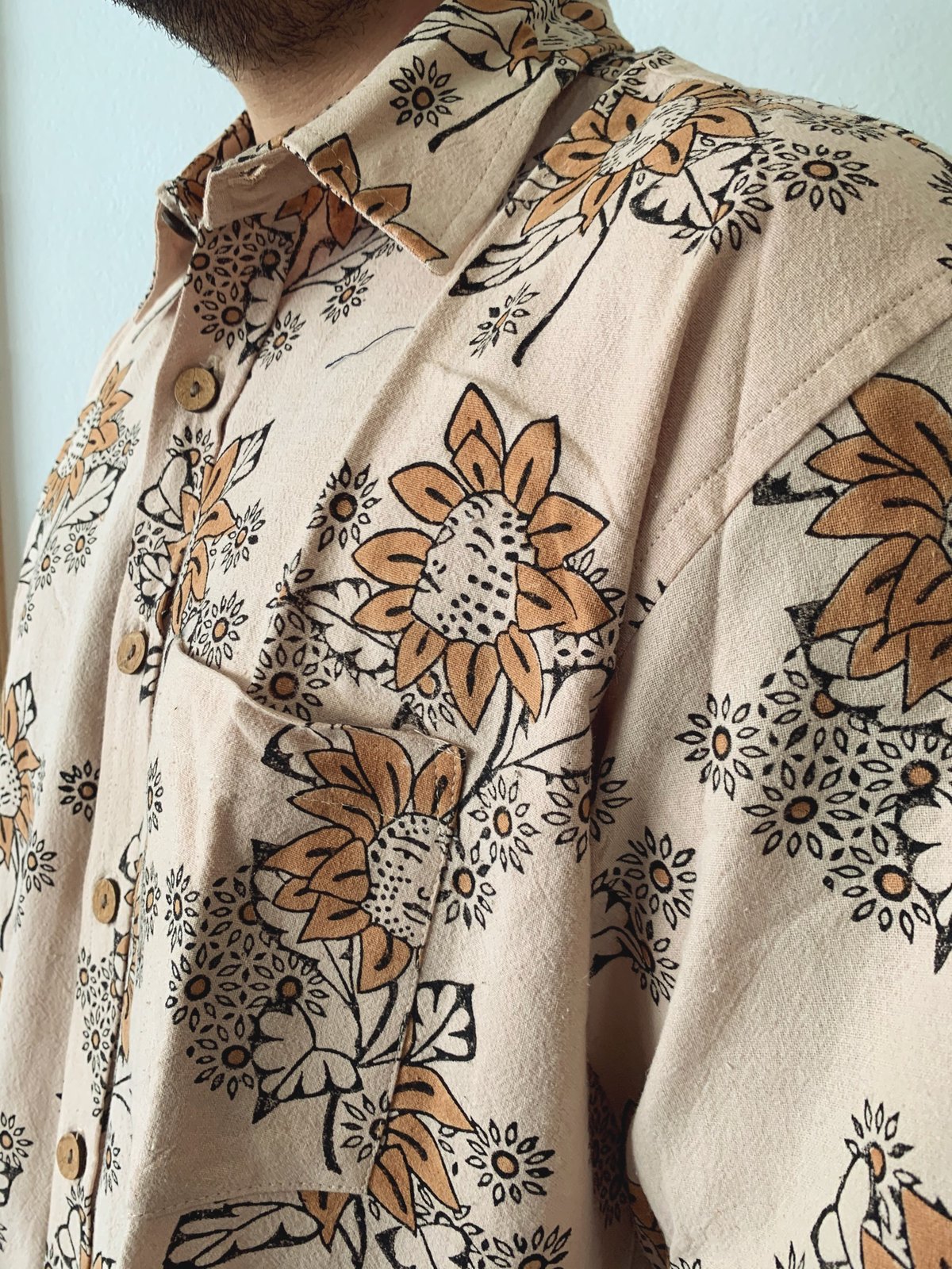 Terracotta button tee