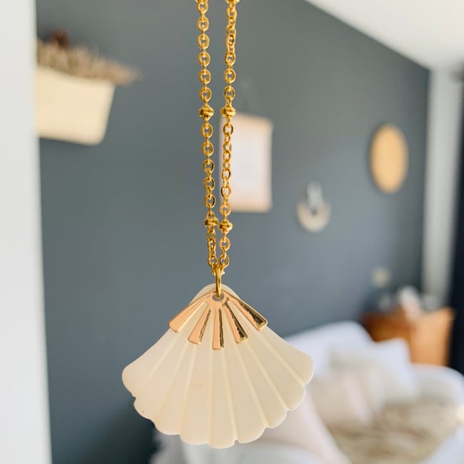 ALBERTINE | Sautoir chaîne acier inoxydable doré et coquillage nacre