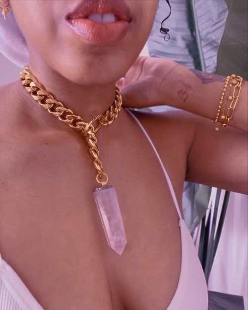 Image of ROSES I • THICK • Rose Quartz Lariat