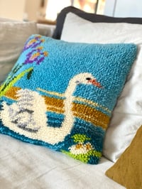 Image 2 of le joli coussin 