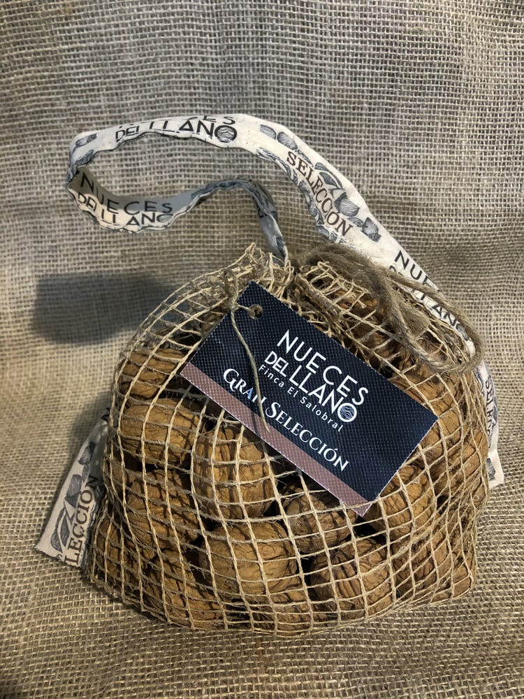 Image of Nueces Del Llano Gran Selection 