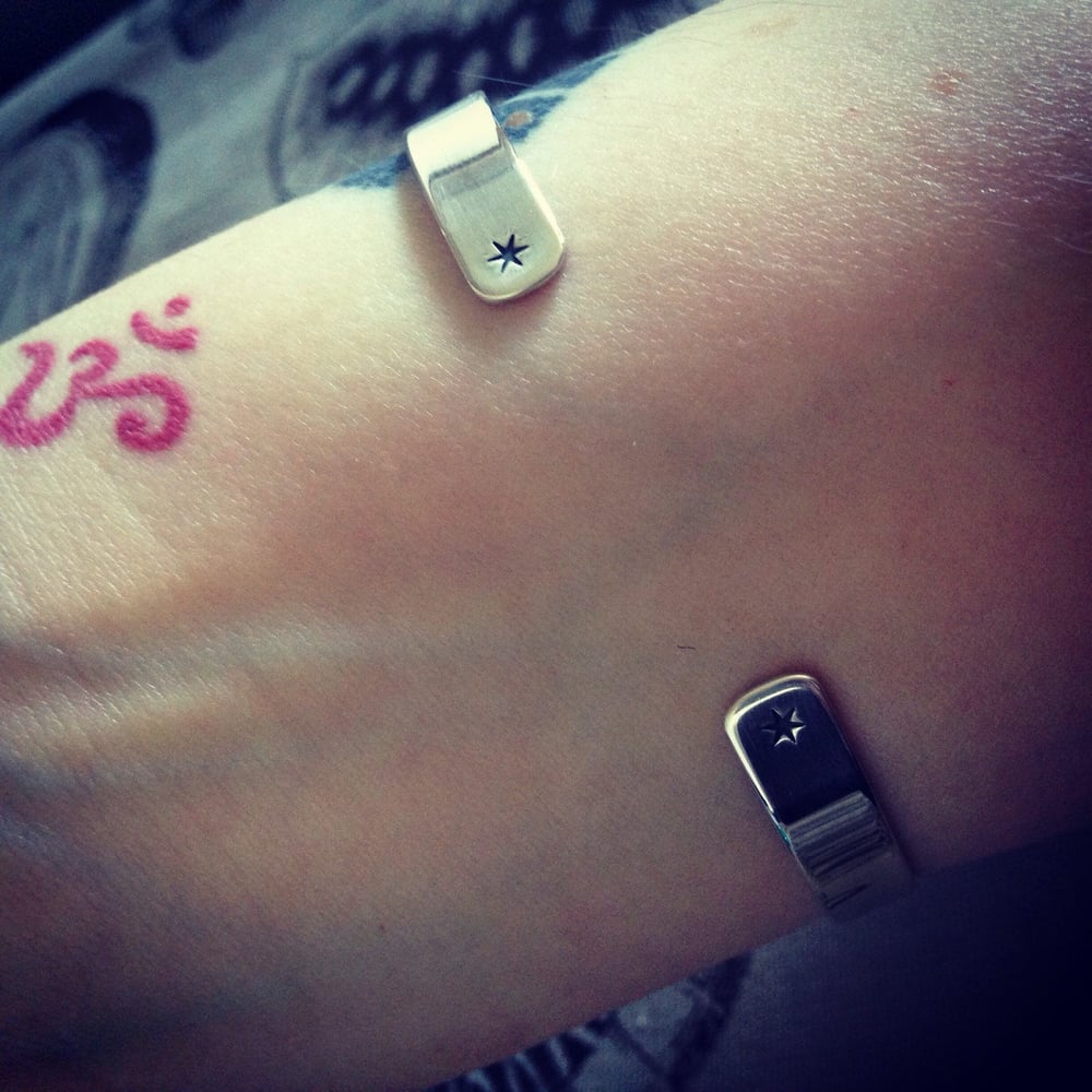 Sterling silver cuff bracelet 'fuck cancer'. Hand stamped silver cuff F*ck cancer 925.