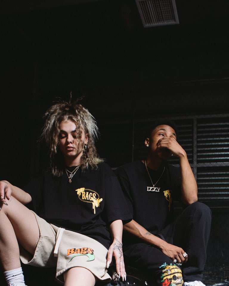 BLACK SHORTS Image 3