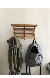 Image 4 of Porte manteau rotin 