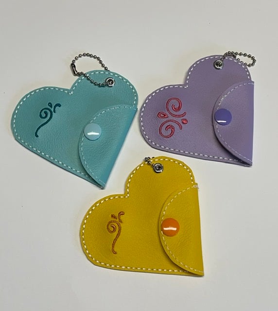 Image of Heart pouches