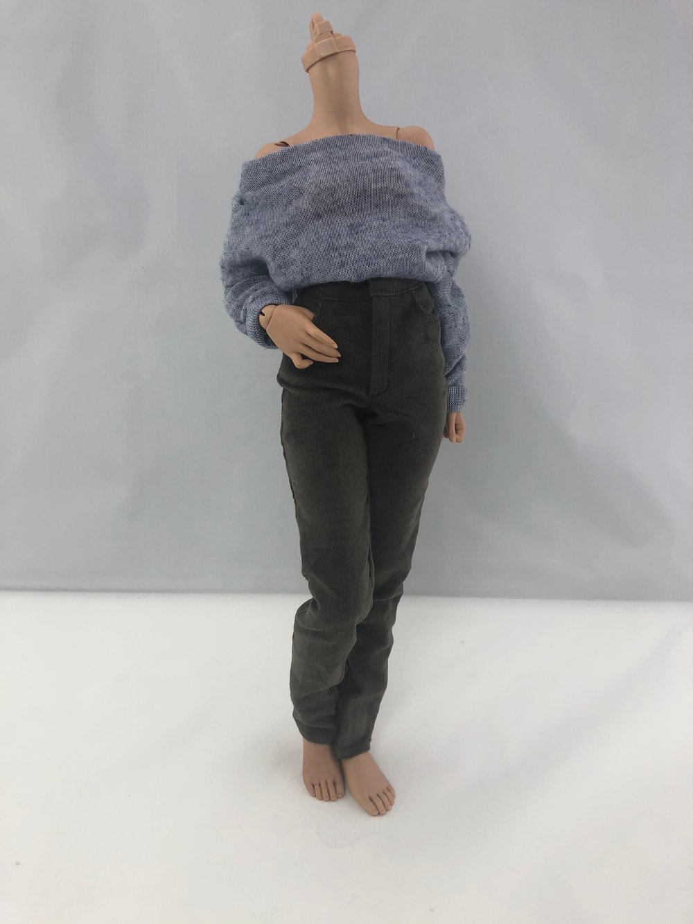 Slouchy  Off-shoulder Sweater: Minifee