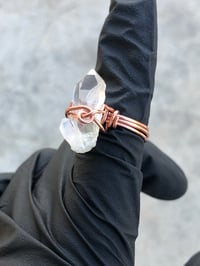 Image 1 of CLEAR QUARTZ DUAL POINT WRAPPED IN COPPER RING - APPROX SIZE 8