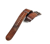 Image 4 of Marble #8 Shell Cordovan Nato strap