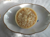 Image 2 of Eliza Oatmeal Honey Soap