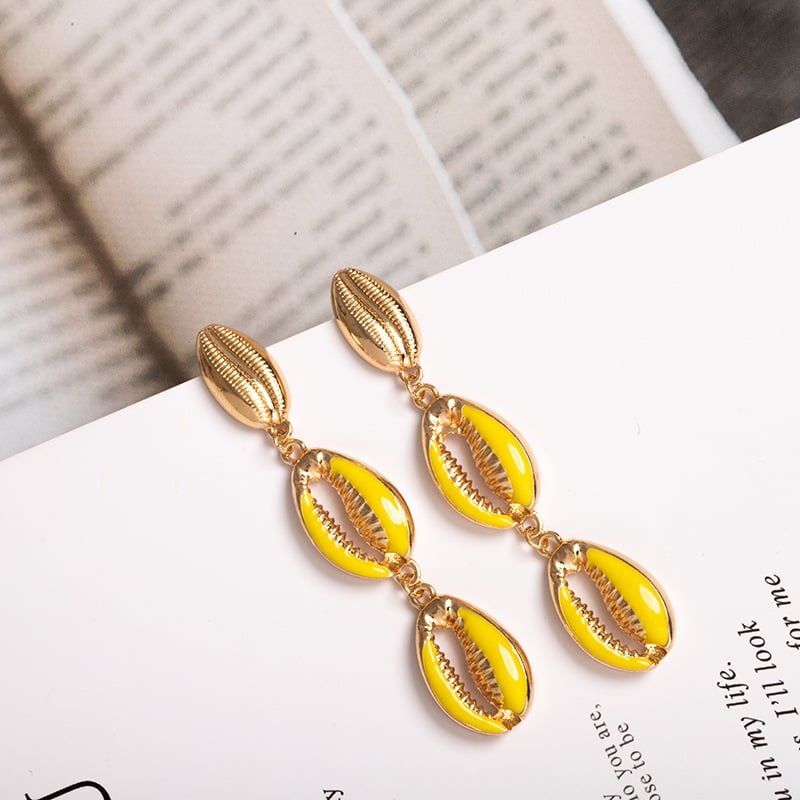 Image of Yellow Shell Pendant Earrings 