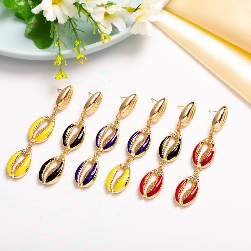 Image of Yellow Shell Pendant Earrings 