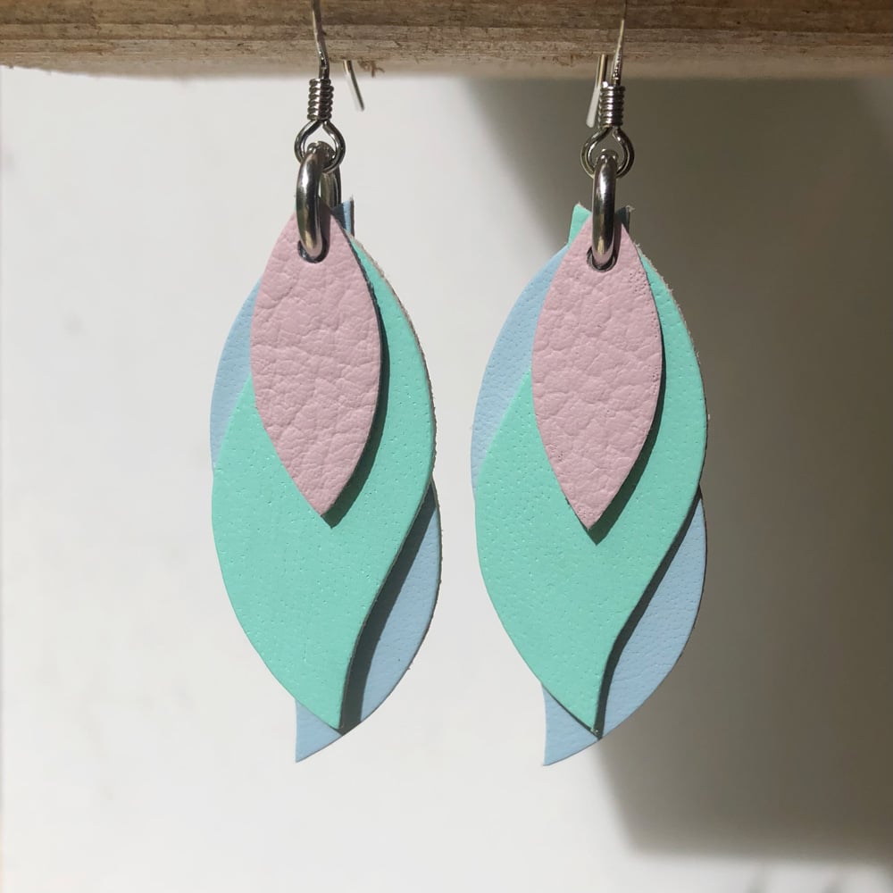 Image of Handmade Australian leather leaf earrings - Soft pink, mint, powder blue [LBP-054]