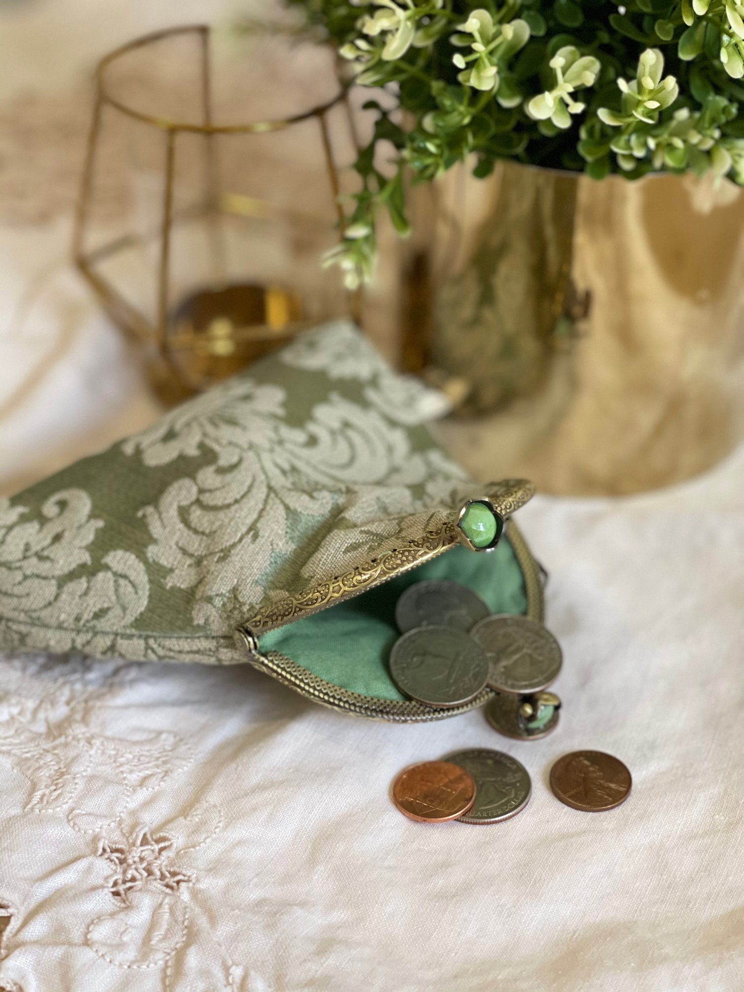 Image of Piccola pochette o porta monete damascato verde
