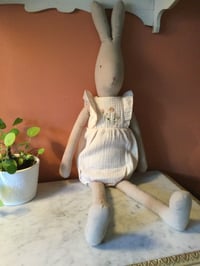 Image 1 of Lapin Maileg taille Mega bloomer rose