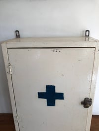 Image 3 of Armoire pharmacie 