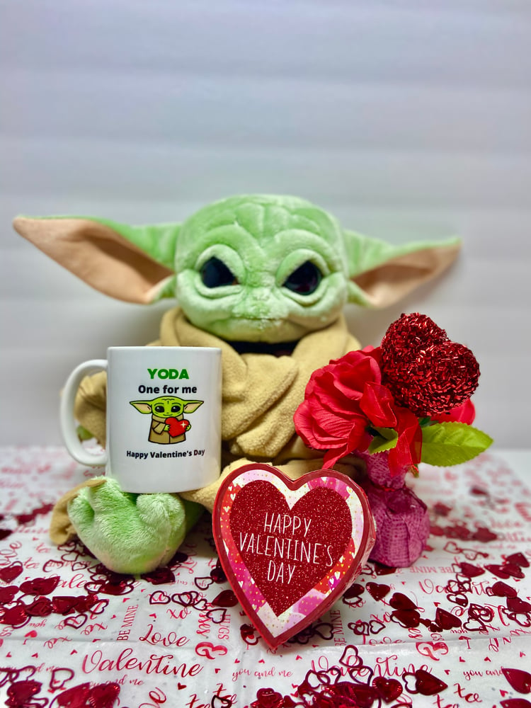 Image of Valentine's Day Yoda Mug