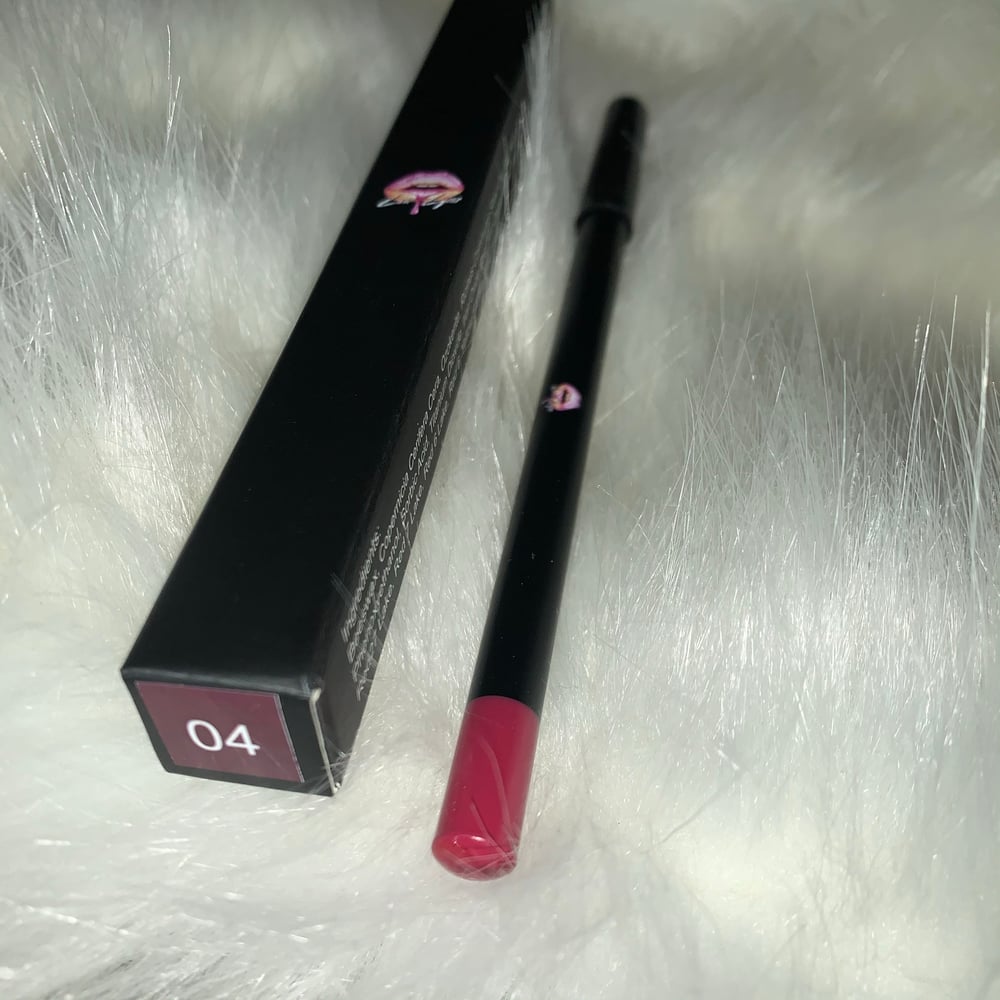 Image of #04 Lip Liner