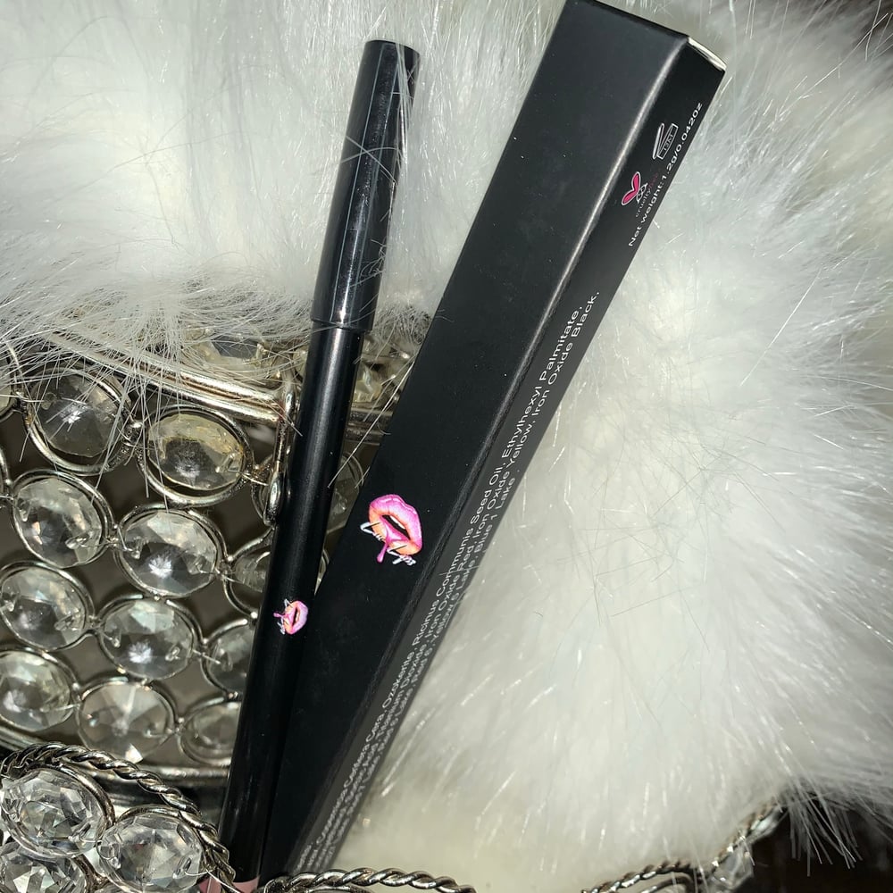 Image of #05 Lip Liner 