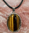 Oval Tiger's Eye Pendant / Necklace