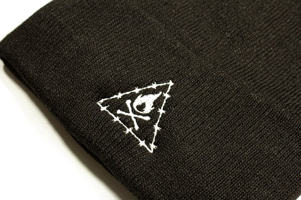 BL4CK BEANIE
