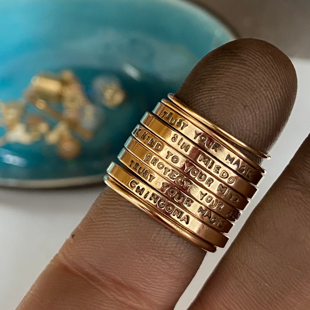 Image of adjustable 14k gold custom ring